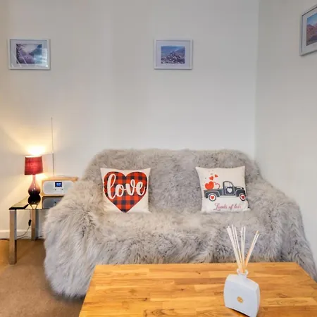 Rowrah Hall - The Old Hayloft * Frizington