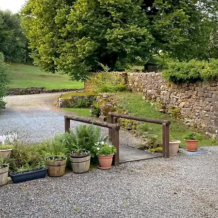 Rowrah Hall - The Old Hayloft *